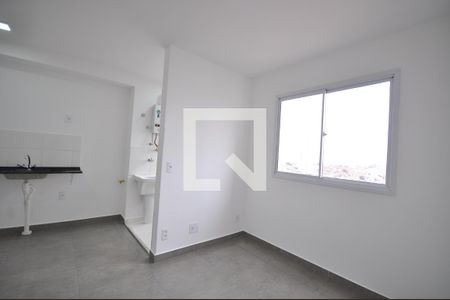 Apartamento para alugar com 37m², 2 quartos e sem vaga