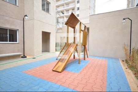 Apartamento para alugar com 37m², 2 quartos e sem vaga