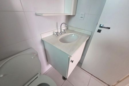 Apartamento para alugar com 72m², 3 quartos e 2 vagasBanheiro 