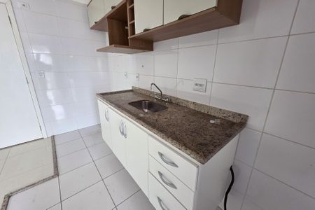 Apartamento para alugar com 72m², 3 quartos e 2 vagasCozinha 