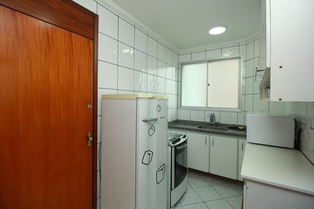 Apartamento para alugar com 60m², 2 quartos e 2 vagasCozinha