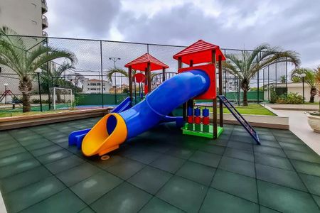 Apartamento para alugar com 101m², 2 quartos e 2 vagasÁrea comum - Playground