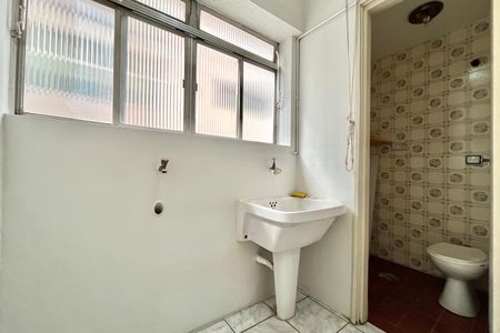 Apartamento à venda com 80m², 2 quartos e sem vaga Apartamento à venda com 80m², 2 quartos e sem vagaÁrea de Serviço