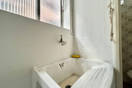 Apartamento à venda com 80m², 2 quartos e sem vaga Apartamento à venda com 80m², 2 quartos e sem vagaÁrea de Serviço