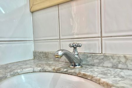 Apartamento à venda com 80m², 2 quartos e sem vaga Apartamento à venda com 80m², 2 quartos e sem vagaBanheiro