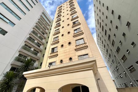 Apartamento à venda com 80m², 2 quartos e sem vaga Apartamento à venda com 80m², 2 quartos e sem vagaFachada