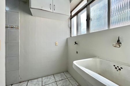 Apartamento à venda com 80m², 2 quartos e sem vaga Apartamento à venda com 80m², 2 quartos e sem vagaÁrea de Serviço