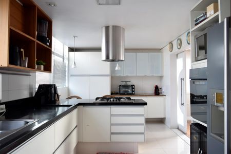 Apartamento para alugar com 185m², 3 quartos e 1 vagaCozinha