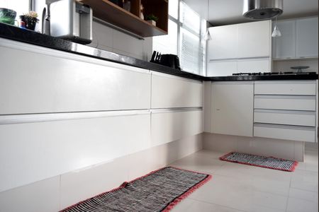 Apartamento para alugar com 185m², 3 quartos e 1 vagaCozinha