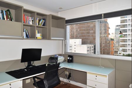 Apartamento para alugar com 185m², 3 quartos e 1 vagaQuarto 1