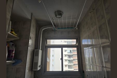 Apartamento para alugar com 55m², 2 quartos e 1 vaga Apartamento para alugar com 55m², 2 quartos e 1 vagaCozinha e Área de Serviço