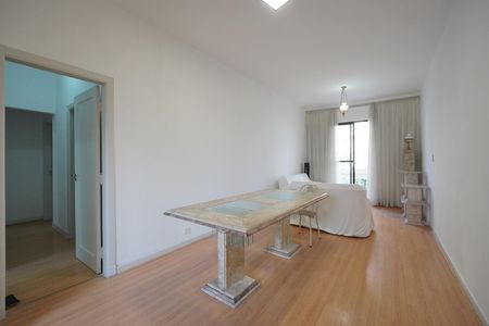 Apartamento à venda com 100m², 2 quartos e sem vagaSala