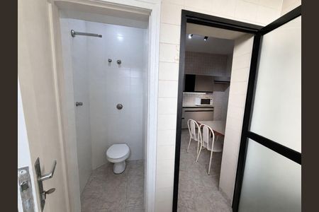 Apartamento à venda com 100m², 2 quartos e sem vagaBanheiro de serviço