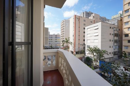 Apartamento à venda com 100m², 2 quartos e sem vagaVaranda