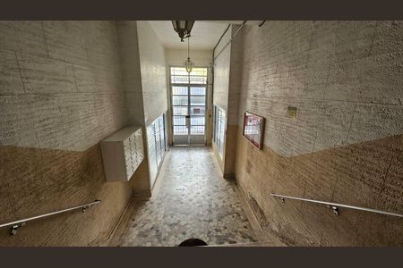 Apartamento à venda com 100m², 2 quartos e sem vagaHall de entrada