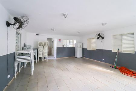 Apartamento à venda com 45m², 2 quartos e 1 vagaÁrea comum - Salão de festas