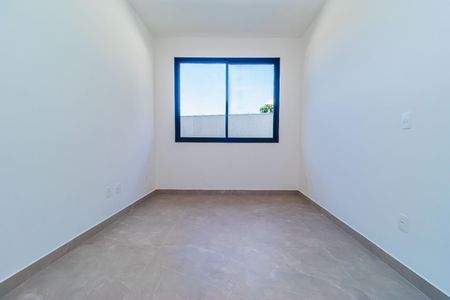 Quarto de casa de condomínio à venda com 4 quartos, 151m² em Ipanema, Lagoa Santa