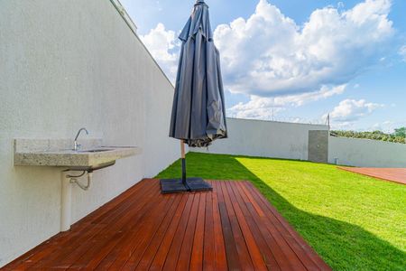 Casa de condomínio à venda com 151m², 4 quartos e 4 vagas Casa de condomínio à venda com 151m², 4 quartos e 4 vagasÁrea externa
