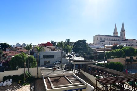 Apartamento à venda com 86m², 3 quartos e 2 vagasQuarto 2 - Vista
