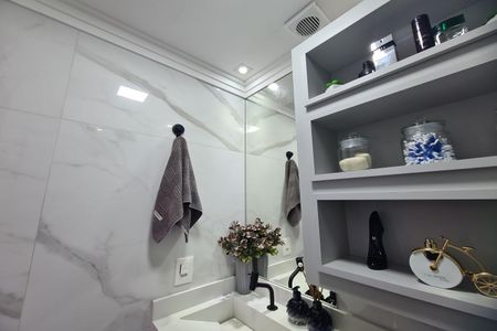 Apartamento à venda com 41m², 2 quartos e 1 vaga Apartamento à venda com 41m², 2 quartos e 1 vagaBanheiro