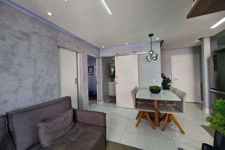 Sala de apartamento à venda com 2 quartos, 41m² em Sítio da Figueira, São Paulo