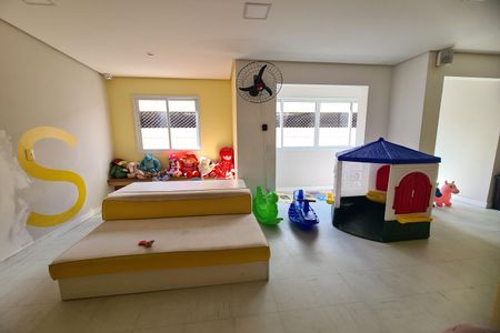 Apartamento à venda com 41m², 2 quartos e 1 vaga Apartamento à venda com 41m², 2 quartos e 1 vagaÁrea comum - Brinquedoteca