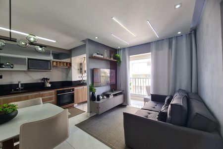 Sala de apartamento à venda com 2 quartos, 41m² em Sítio da Figueira, São Paulo