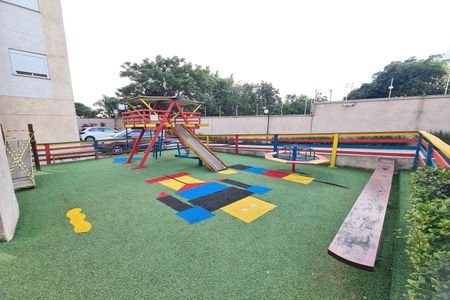 Apartamento à venda com 41m², 2 quartos e 1 vaga Apartamento à venda com 41m², 2 quartos e 1 vagaÁrea comum - Playground