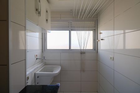 Apartamento para alugar com 55m², 2 quartos e sem vaga Apartamento para alugar com 55m², 2 quartos e sem vagaÁrea de Serviço