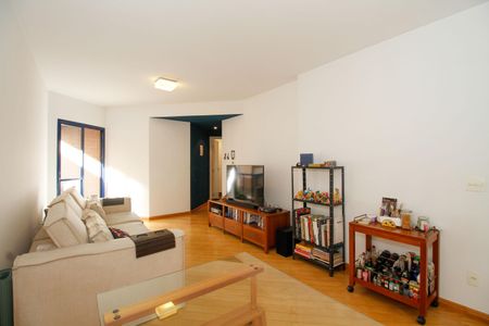 Apartamento para alugar com 105m², 3 quartos e 2 vagas Apartamento para alugar com 105m², 3 quartos e 2 vagasSala de Estar e Jantar