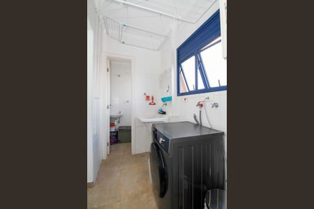 Apartamento para alugar com 105m², 3 quartos e 2 vagas Apartamento para alugar com 105m², 3 quartos e 2 vagasÁrea de Serviço