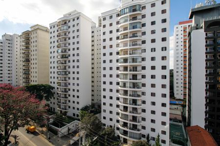 Apartamento para alugar com 105m², 3 quartos e 2 vagas Apartamento para alugar com 105m², 3 quartos e 2 vagasVista da Suíte