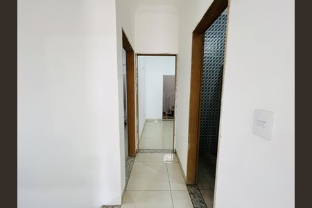 Casa à venda com 232m², 3 quartos e 2 vagas Casa à venda com 232m², 3 quartos e 2 vagasCorredor