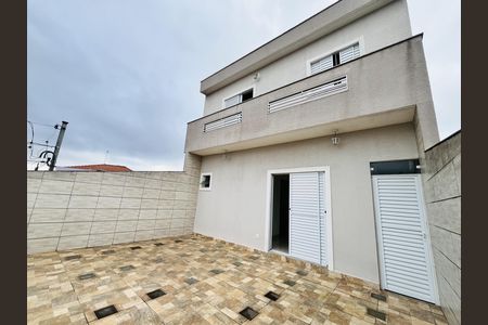 Casa à venda com 232m², 3 quartos e 2 vagas Casa à venda com 232m², 3 quartos e 2 vagasÁrea Externa