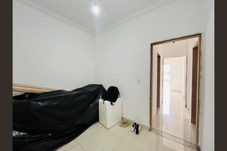 Casa à venda com 232m², 3 quartos e 2 vagas Casa à venda com 232m², 3 quartos e 2 vagasQuarto