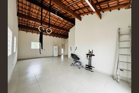 Casa à venda com 232m², 3 quartos e 2 vagas Casa à venda com 232m², 3 quartos e 2 vagasÁrea Externa