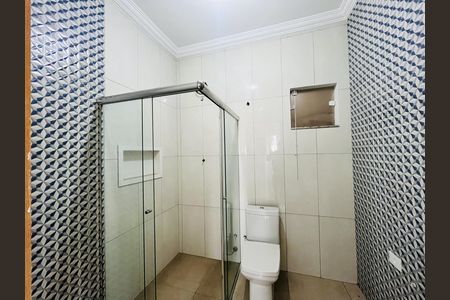 Casa à venda com 232m², 3 quartos e 2 vagas Casa à venda com 232m², 3 quartos e 2 vagasBanheiro