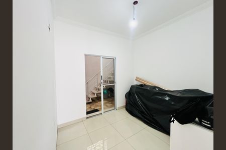 Casa à venda com 232m², 3 quartos e 2 vagas Casa à venda com 232m², 3 quartos e 2 vagasQuarto