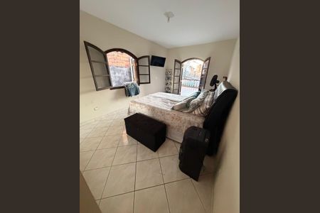 Quarto de casa para alugar com 3 quartos, 127m² em Jardim Macedonia, Embu das Artes