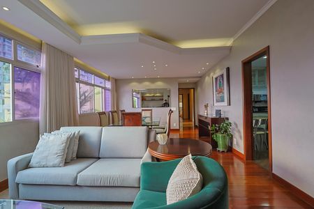 Apartamento à venda com 280m², 4 quartos e 3 vagas