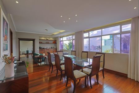 Apartamento à venda com 4 quartos, 280m² em Anchieta, Belo Horizonte