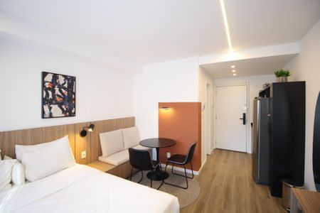 Studio de kitnet/studio para alugar com 0 quarto, 28m² em Boa Vista, Porto Alegre