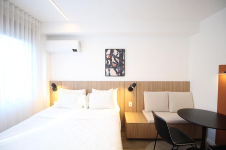 Studio de kitnet/studio para alugar com 0 quarto, 28m² em Boa Vista, Porto Alegre