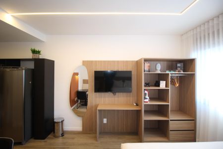 Studio de kitnet/studio para alugar com 0 quarto, 28m² em Boa Vista, Porto Alegre