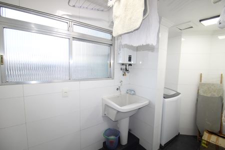 Apartamento à venda com 83m², 3 quartos e 2 vagasÁrea de Serviço
