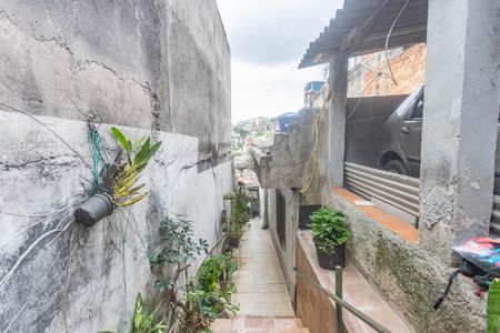 Casa à venda com 150m², 4 quartos e 1 vaga Casa à venda com 150m², 4 quartos e 1 vagaEntrada