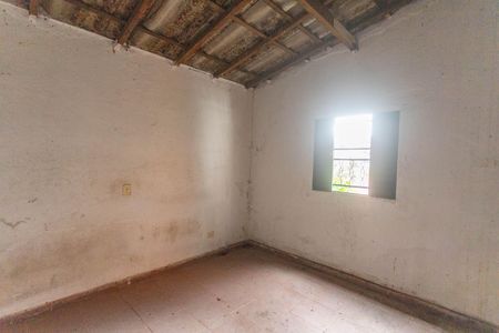 Casa à venda com 150m², 4 quartos e 1 vaga Casa à venda com 150m², 4 quartos e 1 vagaCasa 2 - quarto