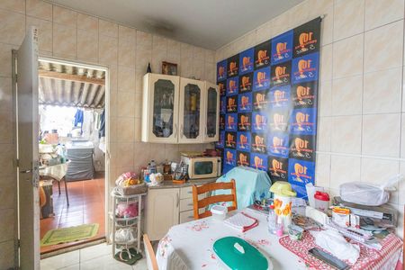 Casa à venda com 150m², 4 quartos e 1 vaga Casa à venda com 150m², 4 quartos e 1 vagaCozinha