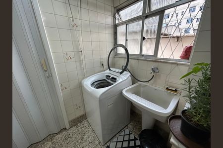 Apartamento à venda com 86m², 3 quartos e 1 vagaÁrea de Serviço