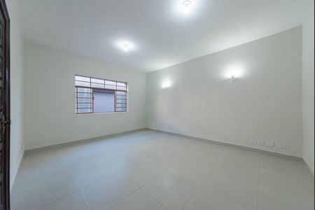 Sala de casa para alugar com 2 quartos, 144m² em Chácara Santo Antônio (zona Sul), São Paulo